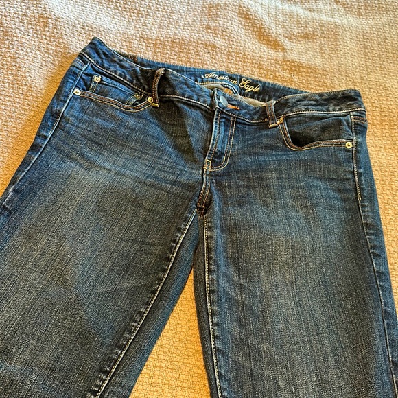 Ladies American Eagle “Favorite Boyfriend” Jeans - Picture 4 of 10